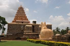 Rajendra Chola I built the Gangaikonda Cholapuram
